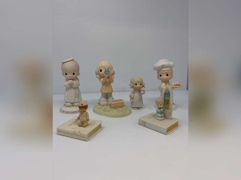 Lot of 6 Precious Moments