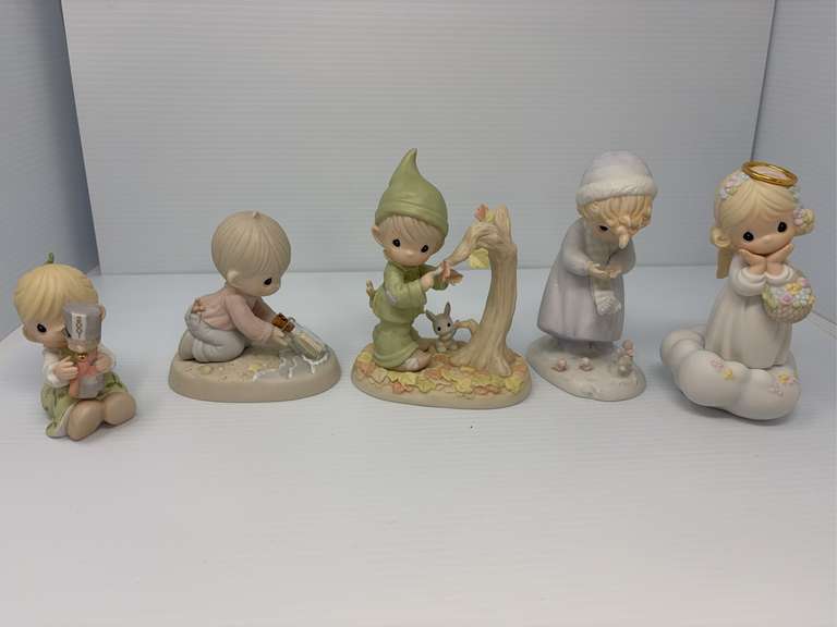 Lot of 5 Precious Moments and more