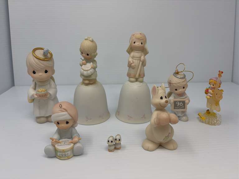 Lot of 7 Precious Moments