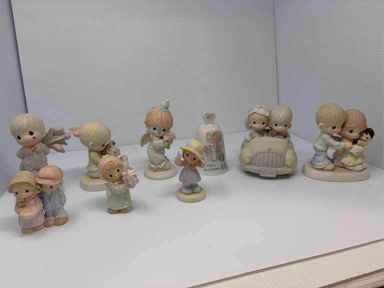 Lot of 10 Precious Moments
