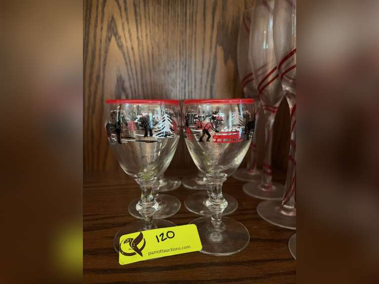 Small wine glasses with winter scene, champagne flutes