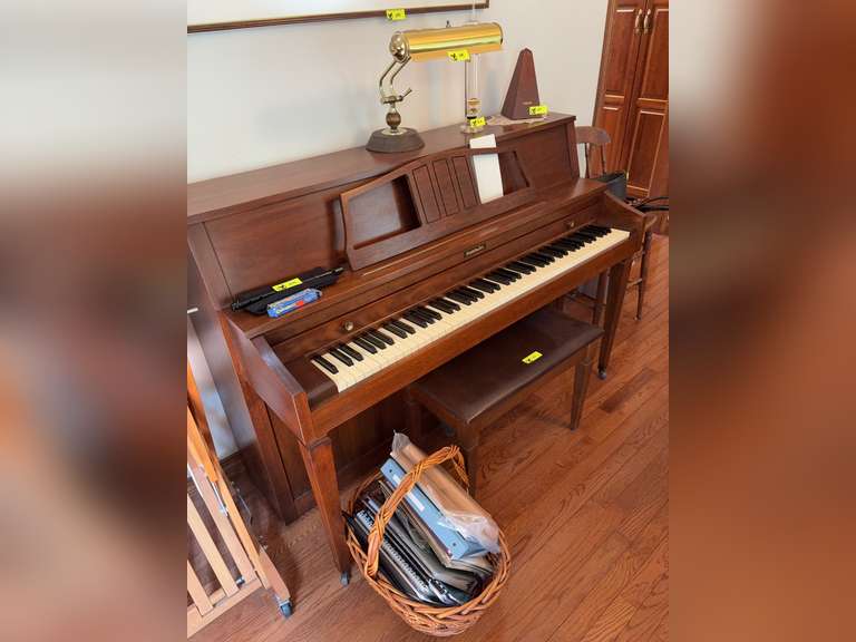 Baldwin Piano with bench
