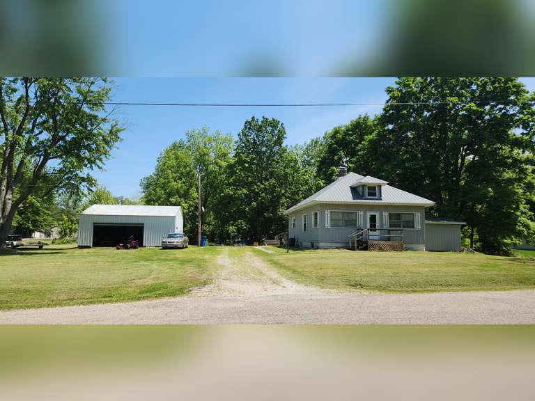 *New Listing* 10852 Archery Rd, Lawrenceville, IL, 62439