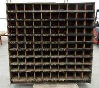 V-215 Bolt Bin Organizer