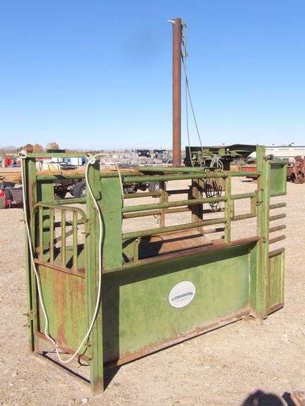 E-1036  Powder River Roping Chute