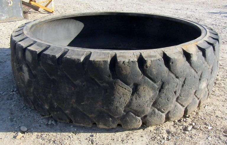 E-1237 Tire Feeder