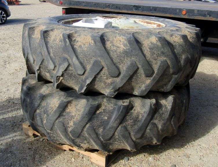 E-679 1976 John Deere 4430 Tractor