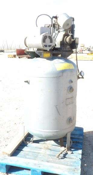 E-1122  Air Compressor