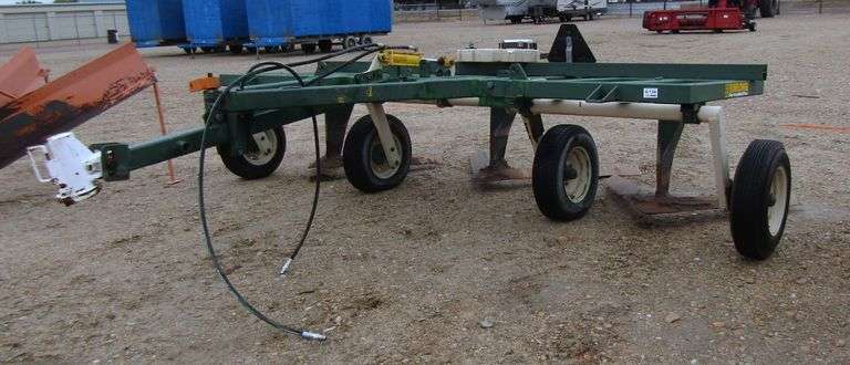 E-138 Sunflower Blade Plow Crowner