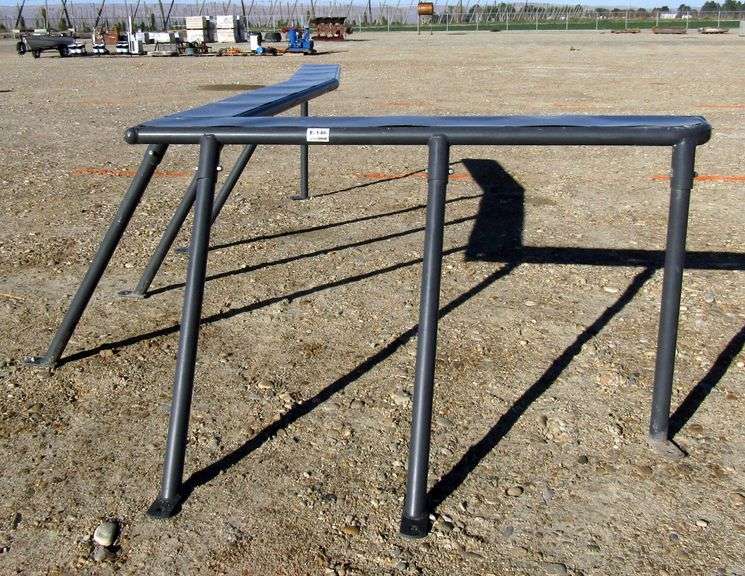 E-146 Team Roping Head Box