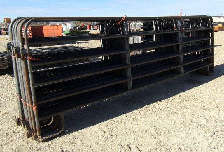 E-1125 16' Livestock Panels