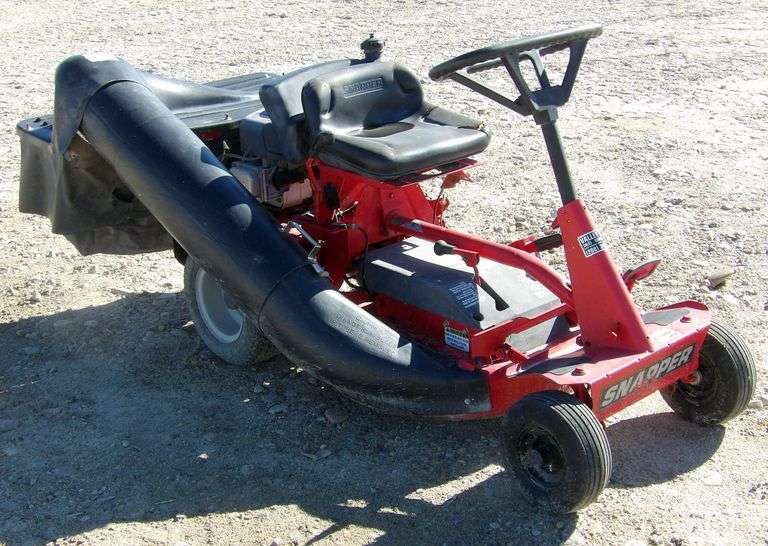 E-1042 Snapper Lawn Mower