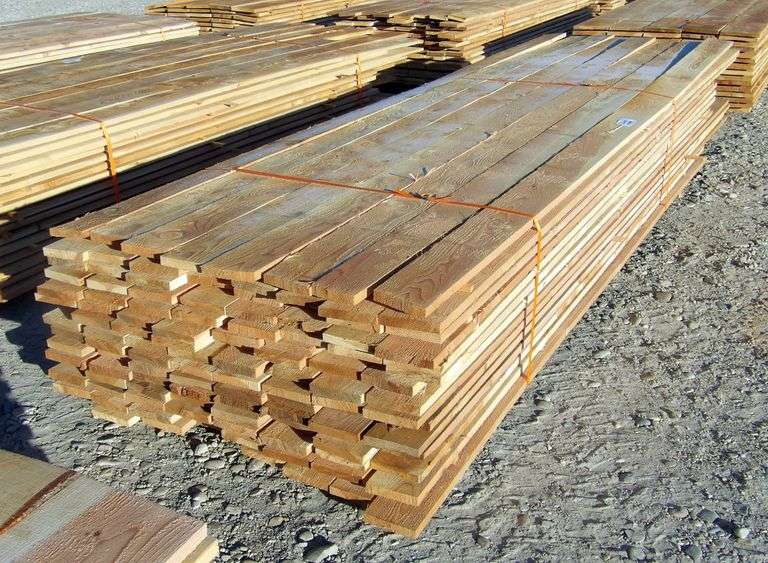 E-910 Douglas Fir Rough Cut Lumber 1x6