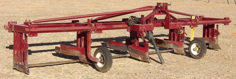 E-101  Parma 3-Point Onion Lifter