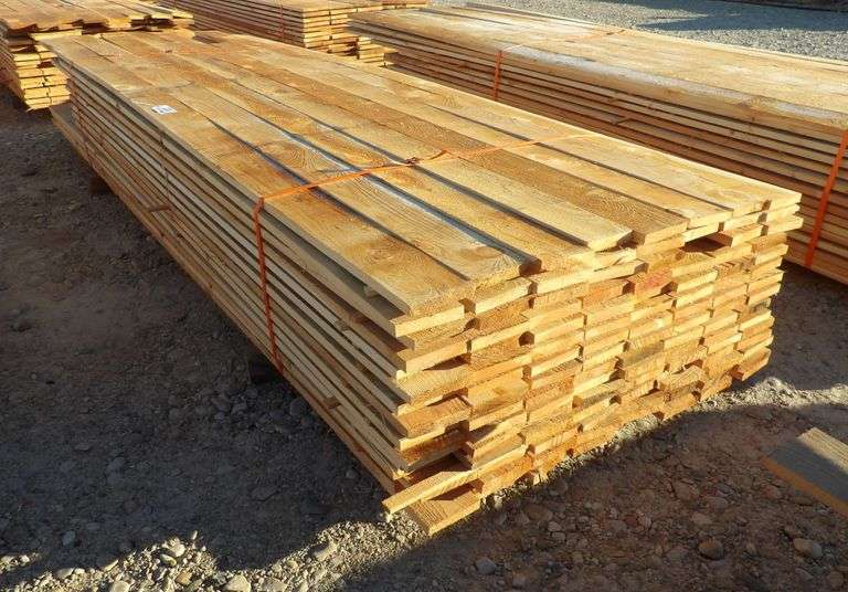 E-911 Douglas Fir Rough Cut Lumber 1x6