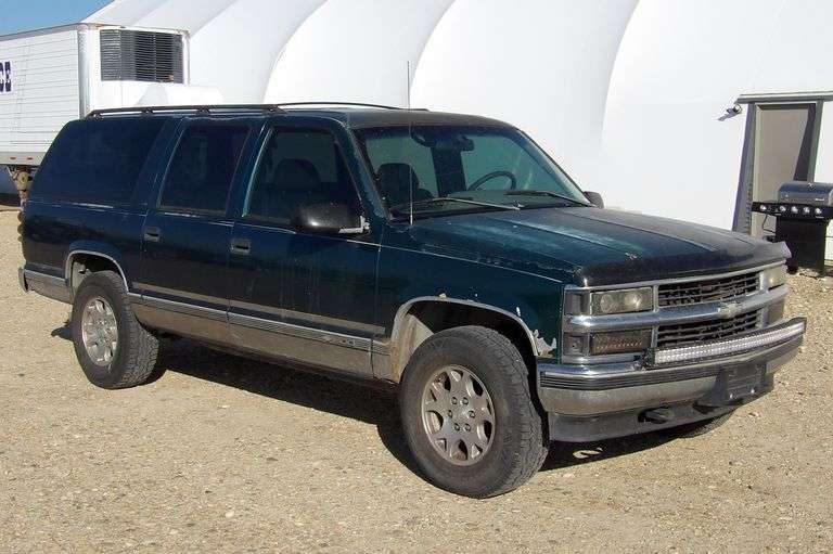 E-297 1996 Chevy Suburban