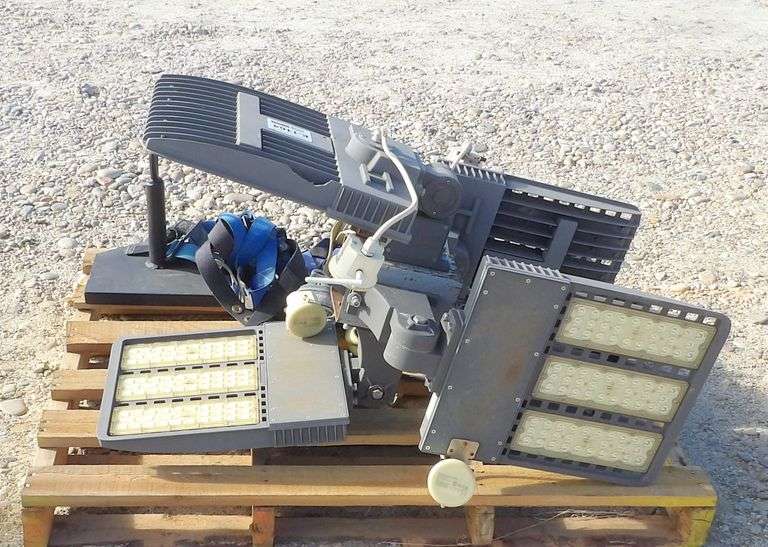 E-1164  Safety Harness + Light