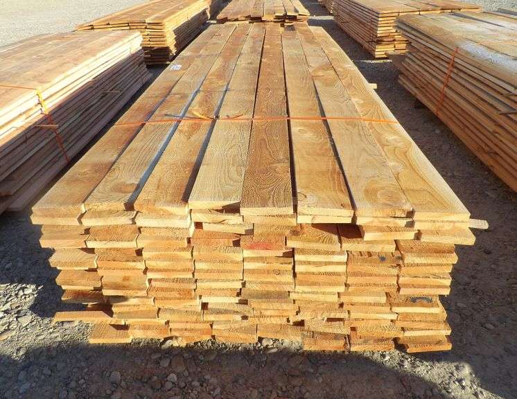 E-911 Douglas Fir Rough Cut Lumber 1x6