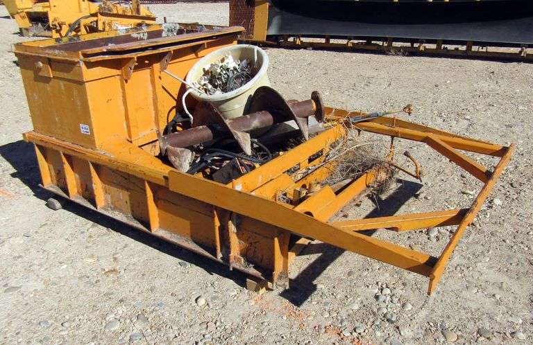 E-924 Curbing Machine Attachment