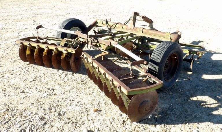 E-1090 Pull Type Tandem Disc 8'