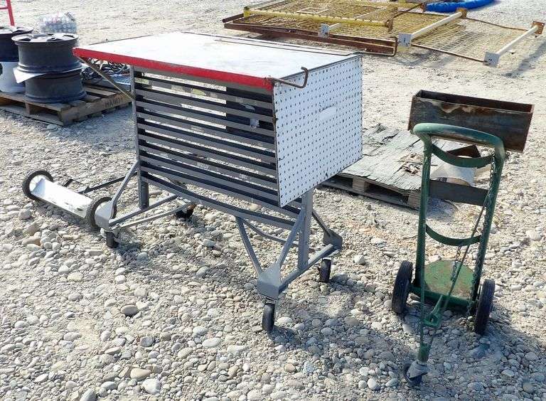 E-1159 Magnet + Table