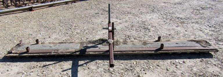 E-931 Curbing Machine Float