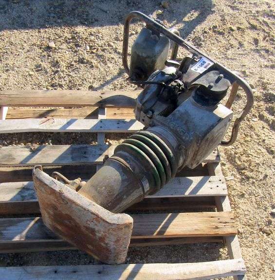 E-1068  Wacker Jumping Jack