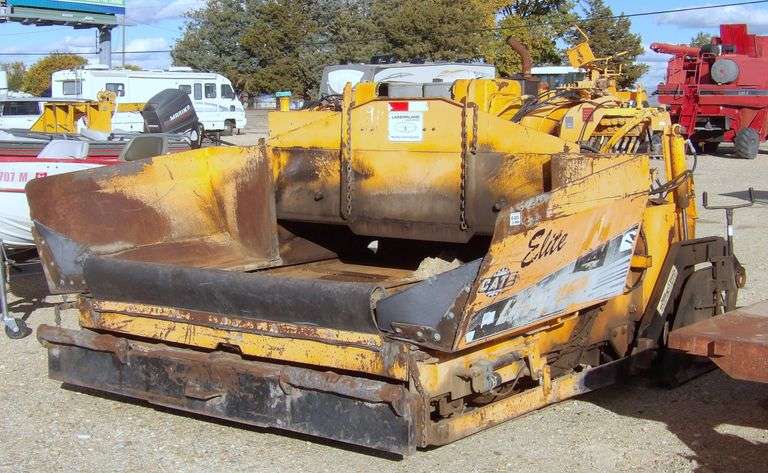 E-283 Leeboy Elite 8500 Asphalt Paver