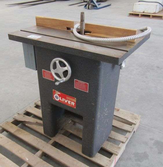 E-126  Oliver Shaper