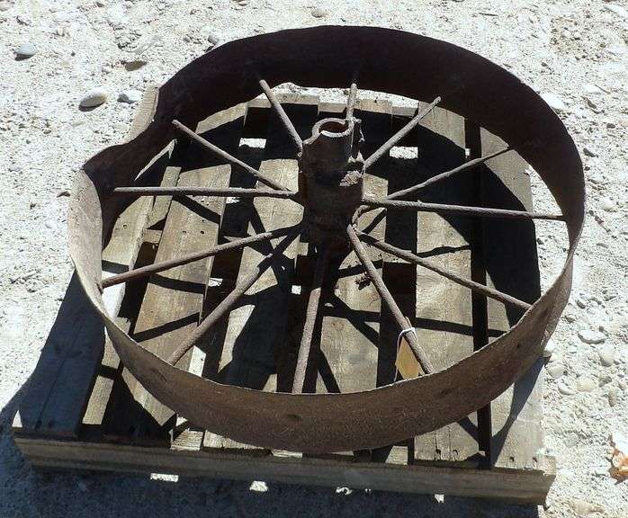 E-289 Iron Wheel 30"