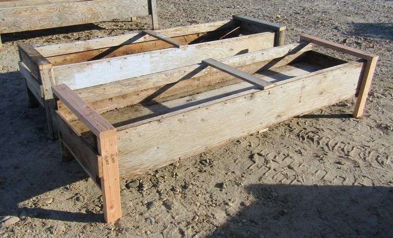 E-1231  Wood Feed Bunks (2)