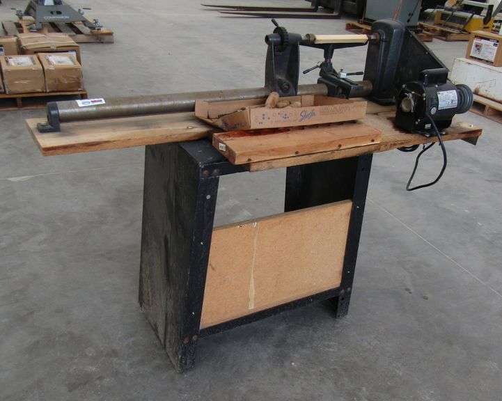 E-211 Craftsman 12" Wood Lathe