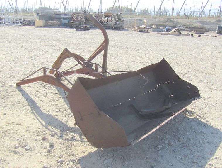 E-967 David Bradley Loader Attachment