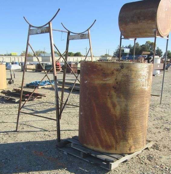 E-820 Fuel Tank & Stand