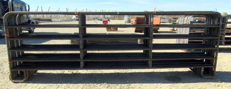 E-1125 16' Livestock Panels