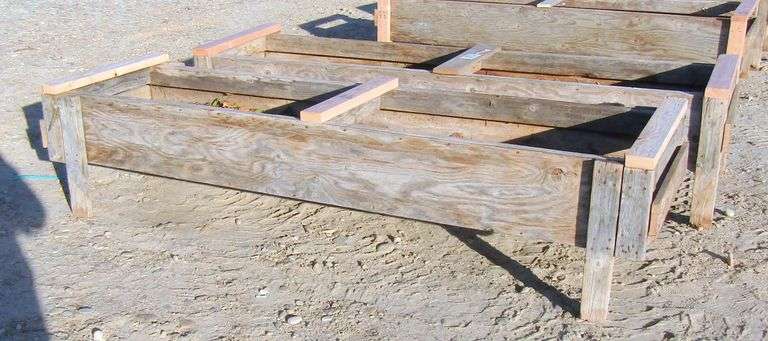 E-1232 Wood Feed Bunks (2)