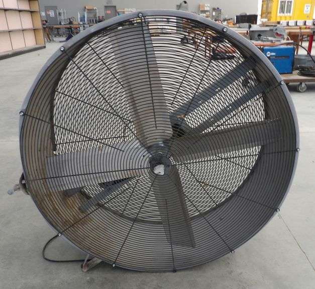 E-422 Shop Fan 4'