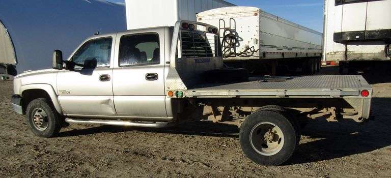 E-1059  2007 Chevy 3500 Pickup