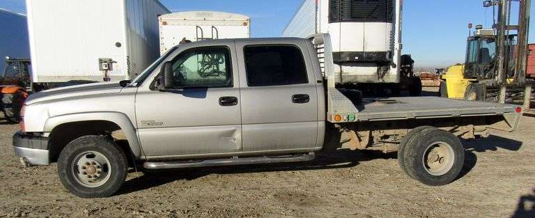 E-1059  2007 Chevy 3500 Pickup