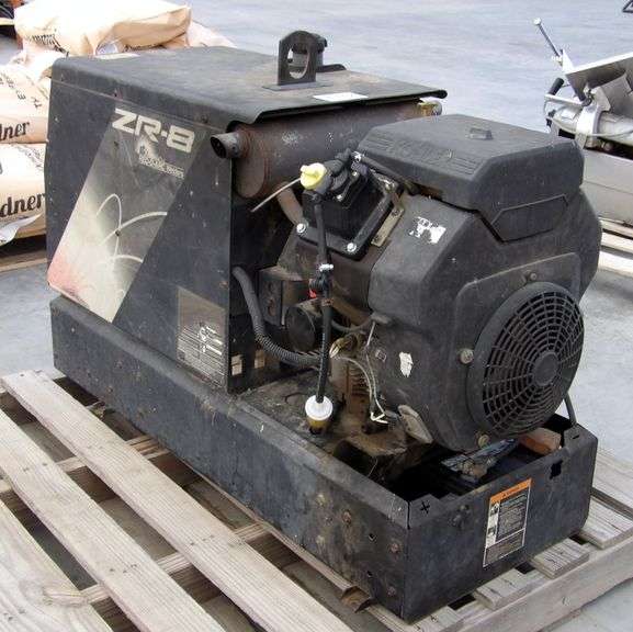 E-852 ZR - 8 Arc Welder