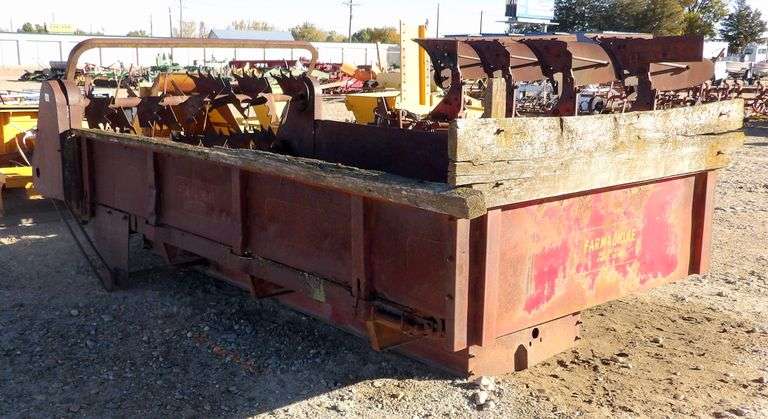 E-1031 Manure Spreader Bed