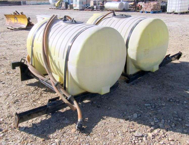E-1084 Saddle Tanks