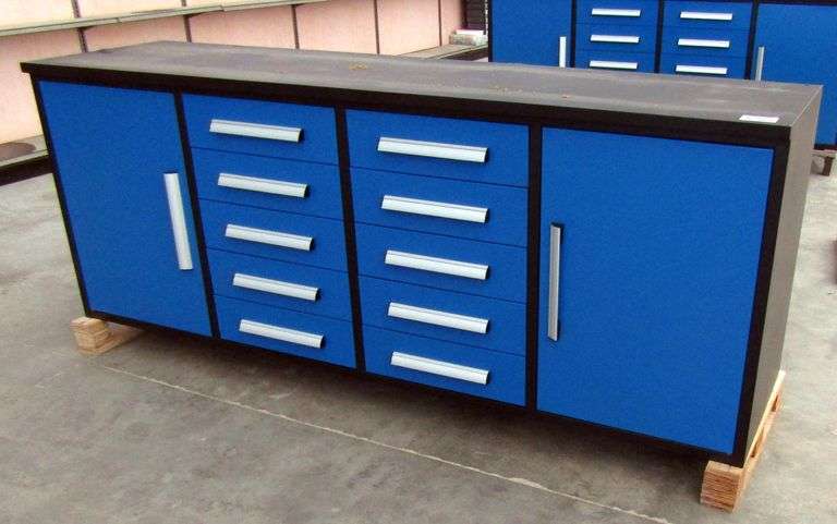 E-977 Unused Tool Storage Chest