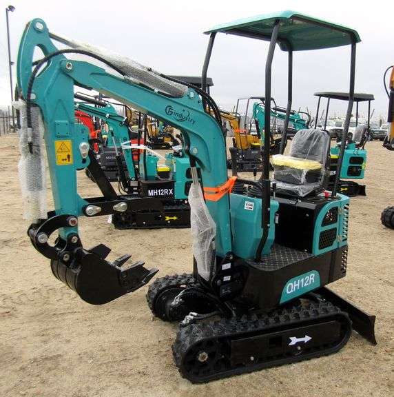 E-646 2025 CFG Industrial Mini Excavator