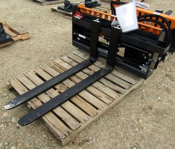 E-186 Wolverine Hydraulic Slide SS Pallet Forks