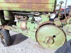 E-1051 1951 John Deere G Tractor