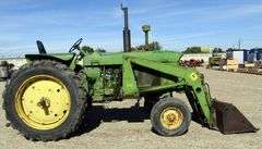 E-1124 1961 John Deere 3010 Tractor W/Loader