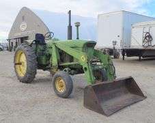 E-1124 1961 John Deere 3010 Tractor W/Loader