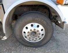 E-1063 2013 Peterbilt 367 4 Axle Truck Tractor