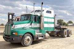 E-388  1990 Kenworth T600 Truck Tractor